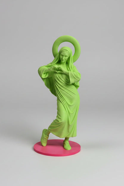 Madonna Heart Customizable Pop Edition - 3D Printed Art Statue with Custom Base 22 cm