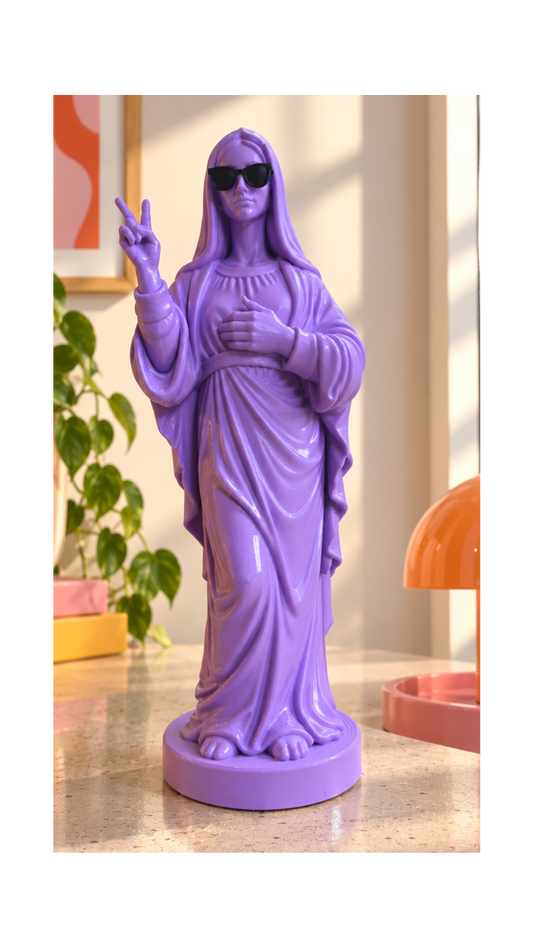 Divine Attitude 24 cm